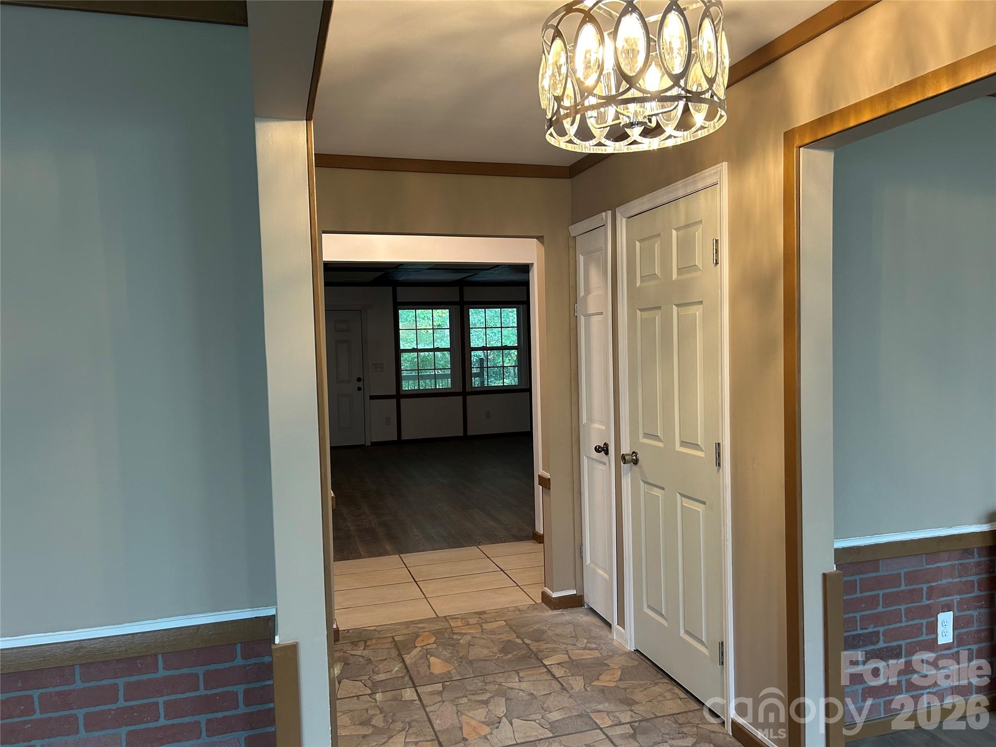4054 belle meade Circle — Belmont