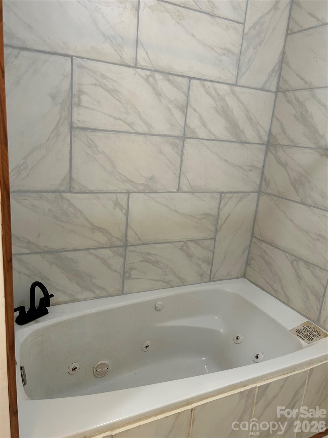 4054 belle meade Circle — Belmont