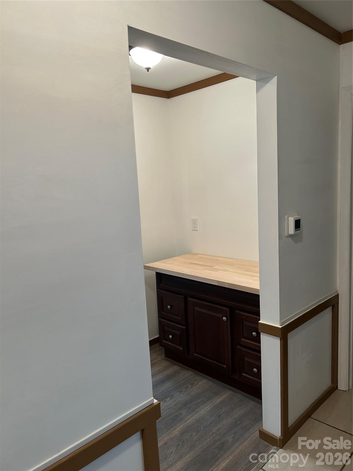 4054 belle meade Circle — Belmont