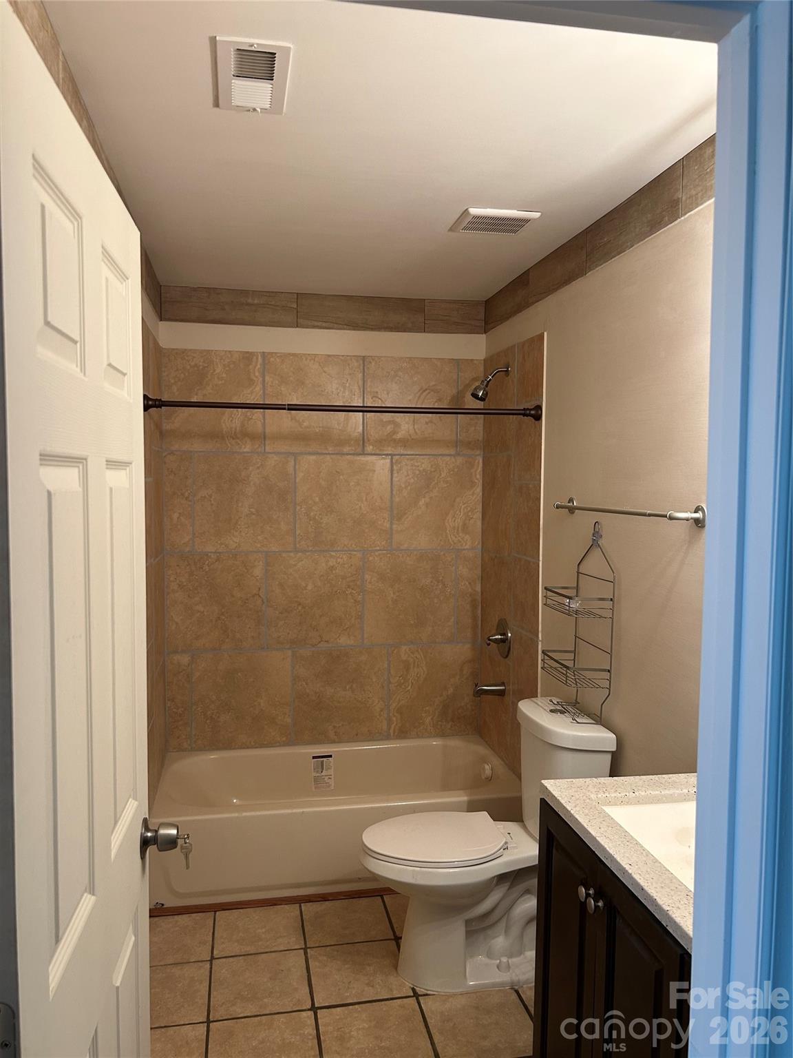 4054 belle meade Circle — Belmont