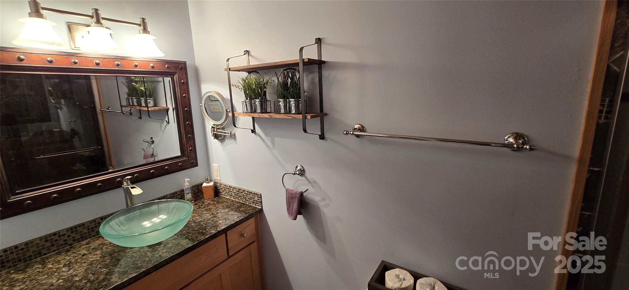 607 Rocky Top Trail — Barnardsville