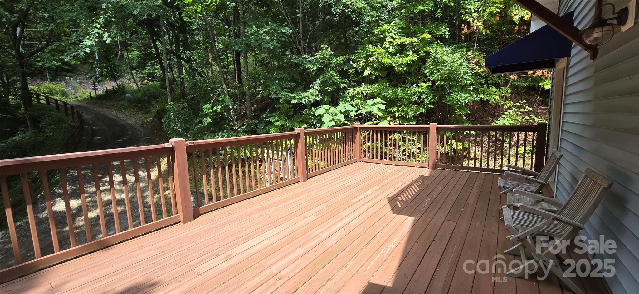 607 Rocky Top Trail — Barnardsville