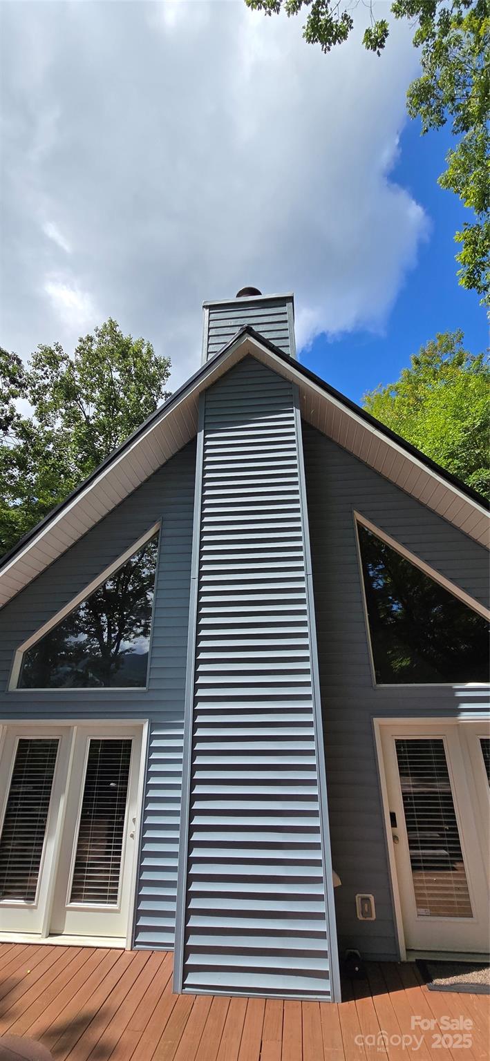 607 Rocky Top Trail — Barnardsville