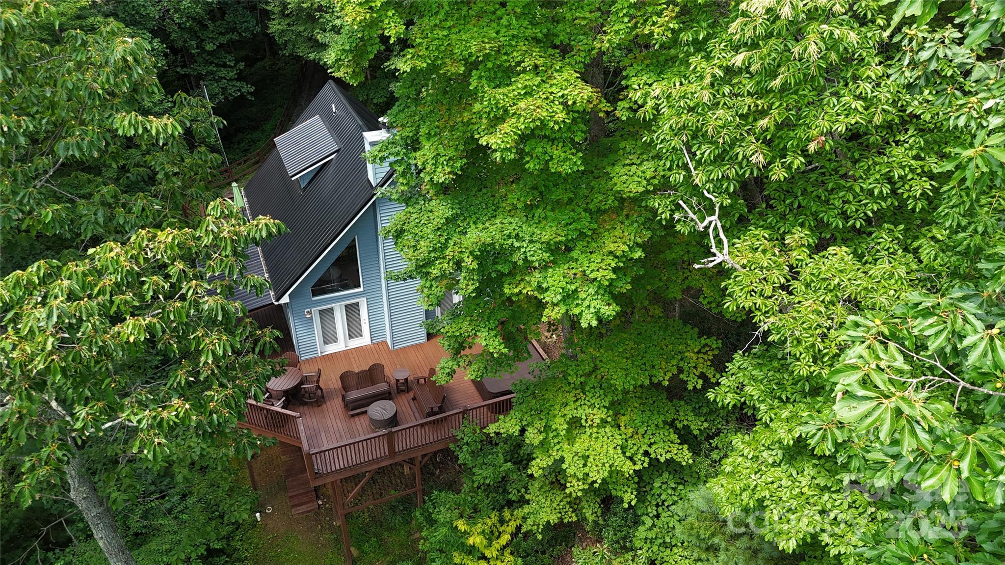 607 Rocky Top Trail — Barnardsville