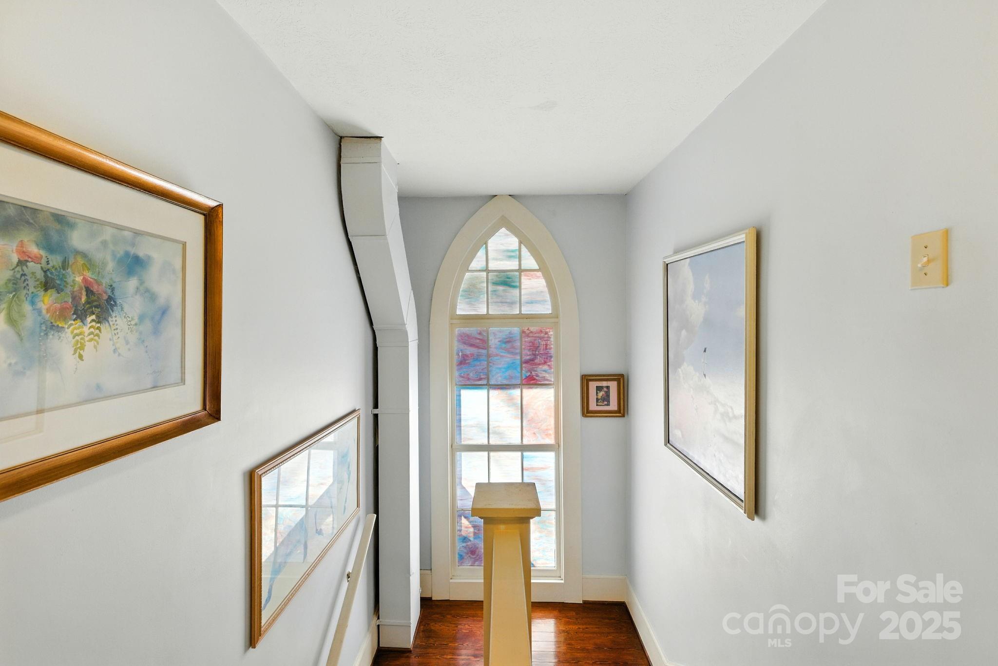 317 Courtland Boulevard — Hendersonville