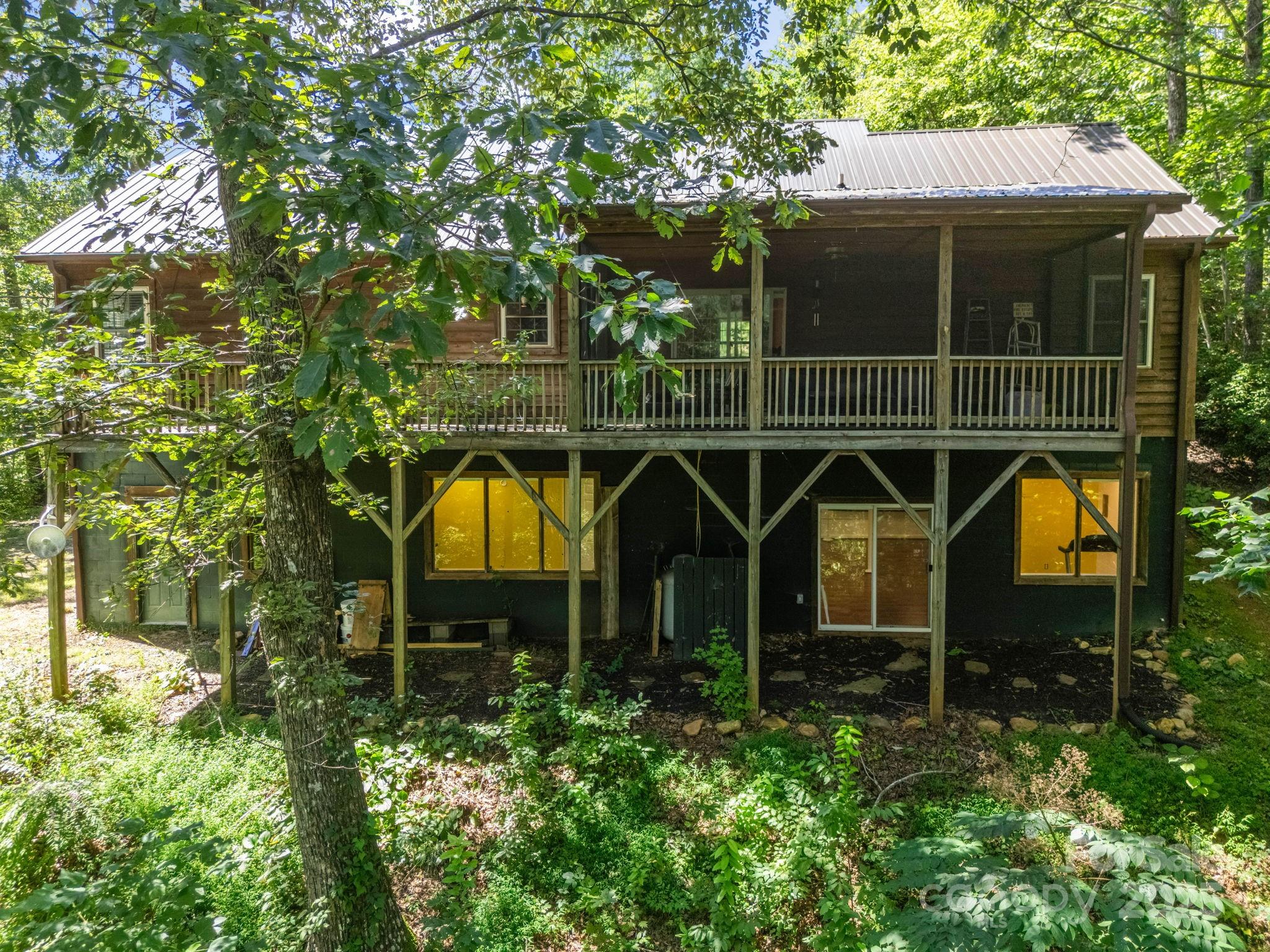 288 Long Ridge Road — Old Fort