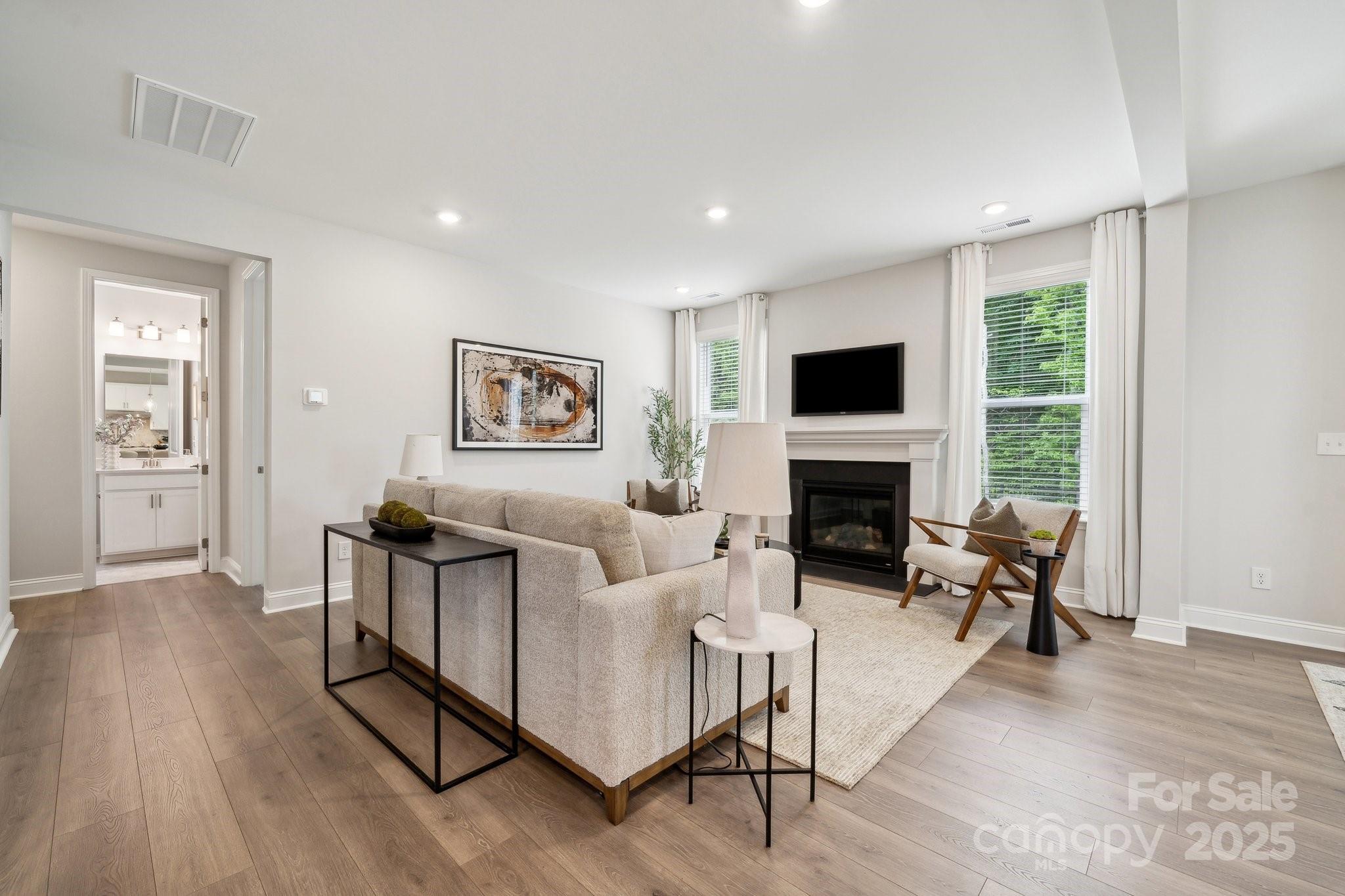 1491 Hubert Graham Way — Tega Cay