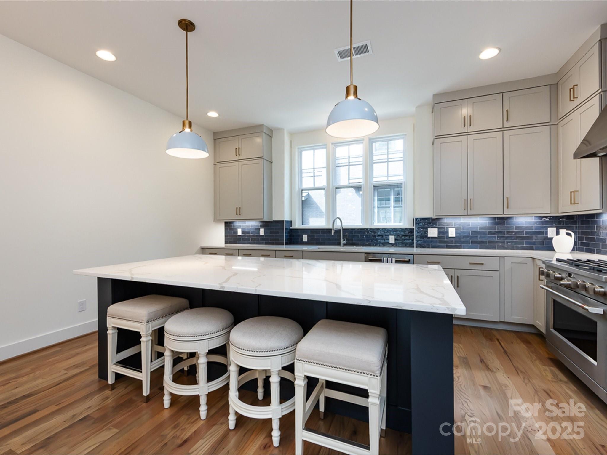 3022 Kalex Court — Charlotte