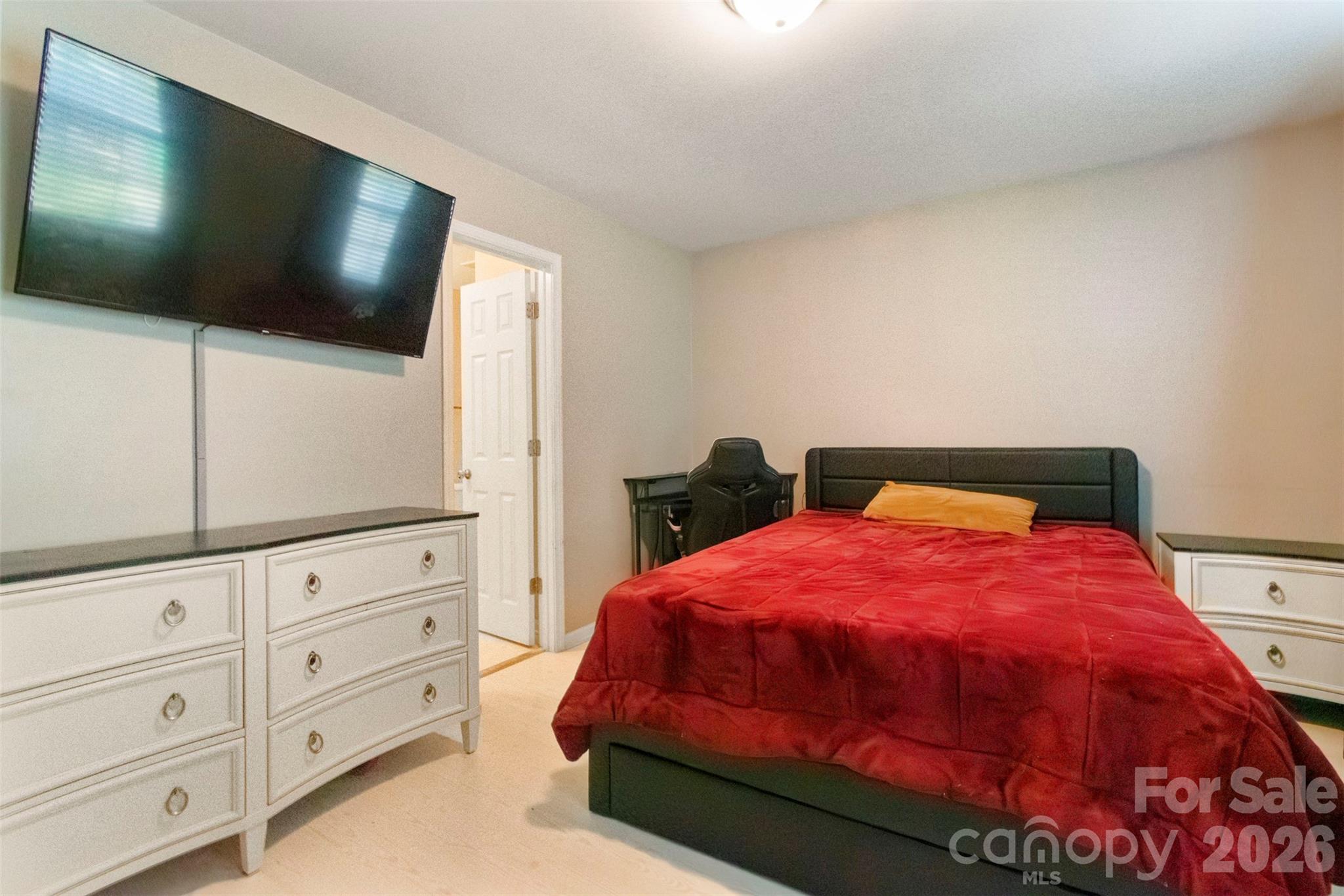 5541 Peachwood Drive — Charlotte
