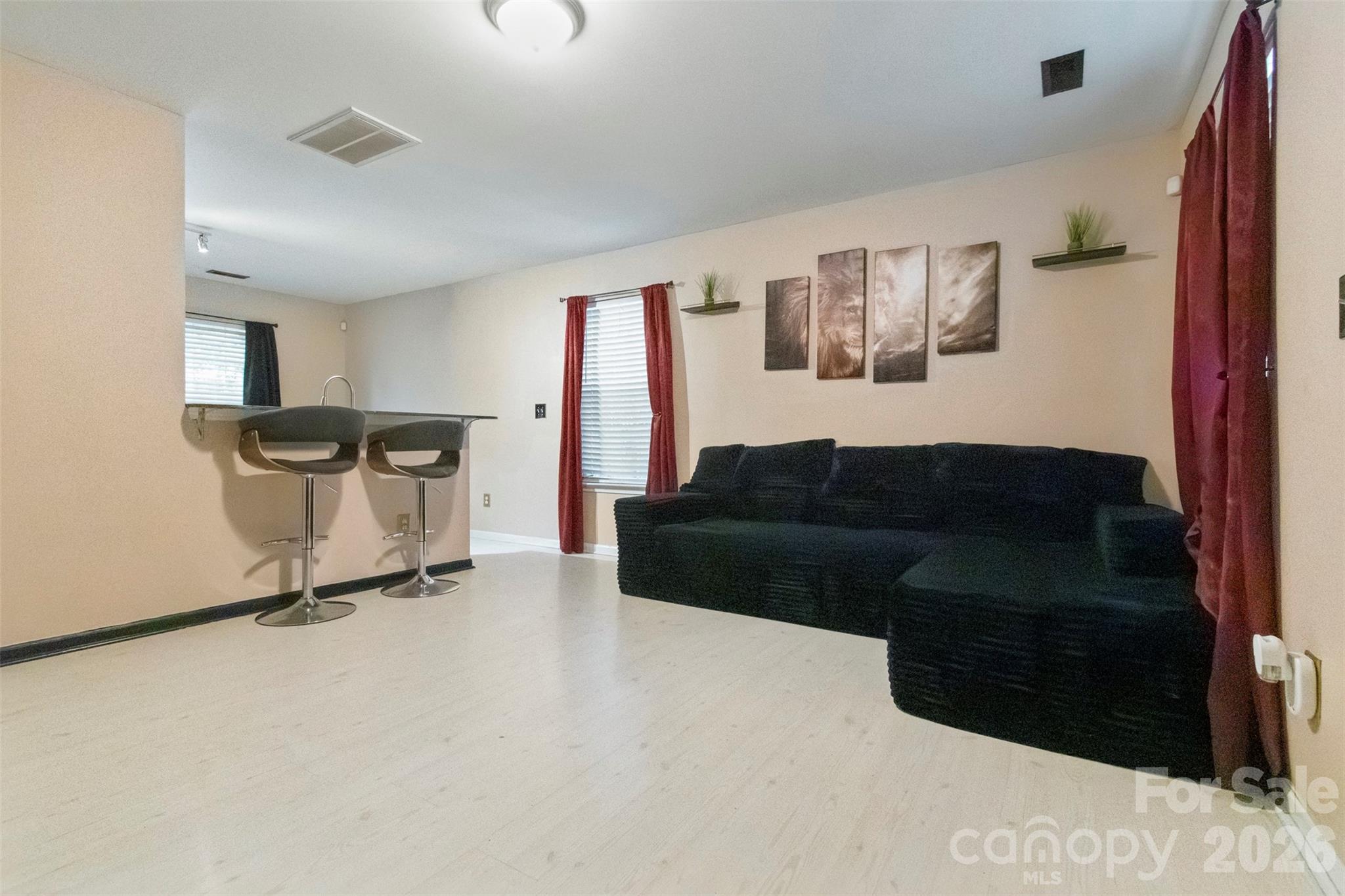5541 Peachwood Drive — Charlotte