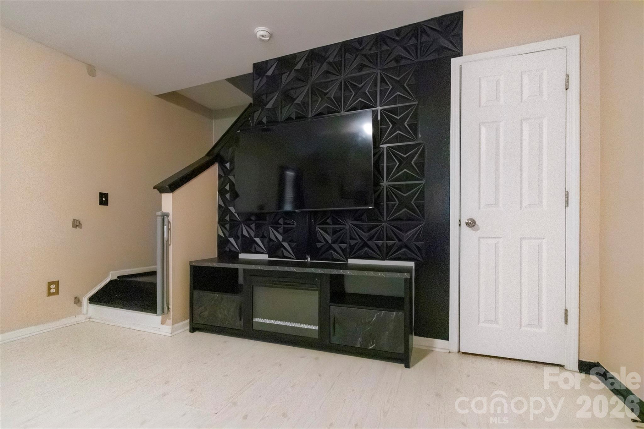 5541 Peachwood Drive — Charlotte