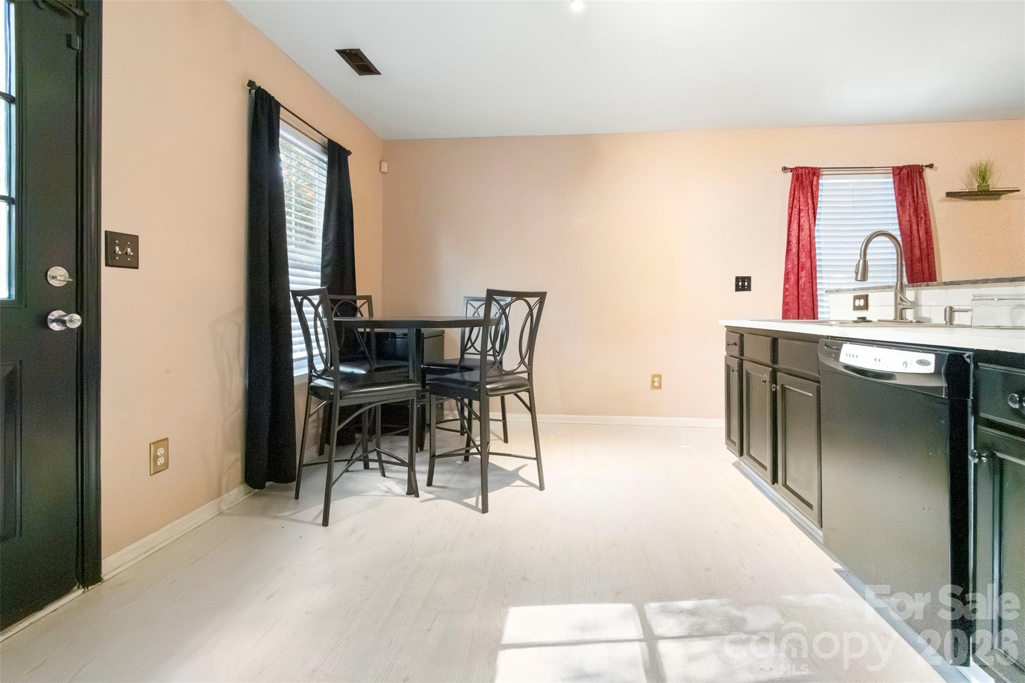 5541 Peachwood Drive — Charlotte
