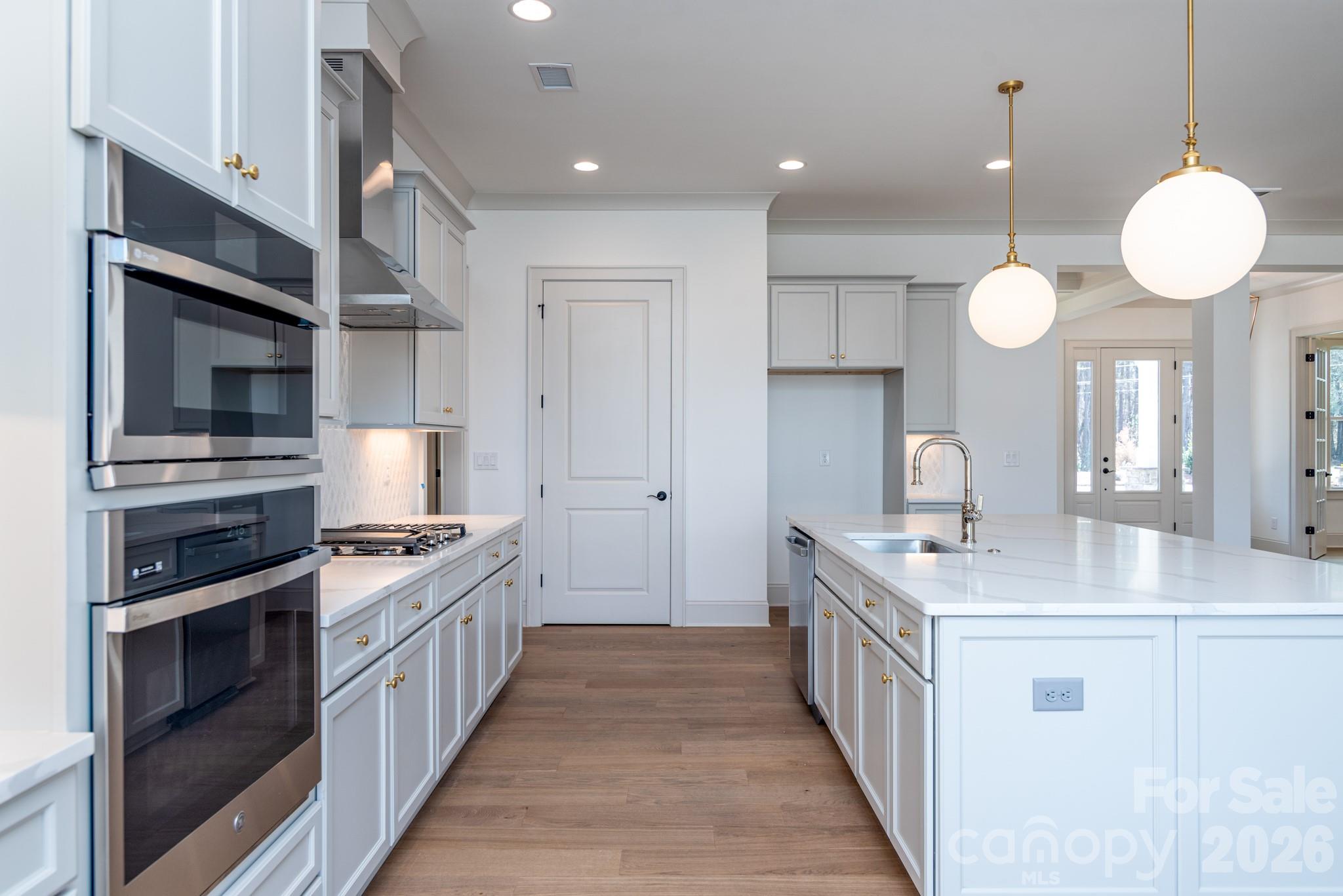 12821 Mayes Road — Huntersville