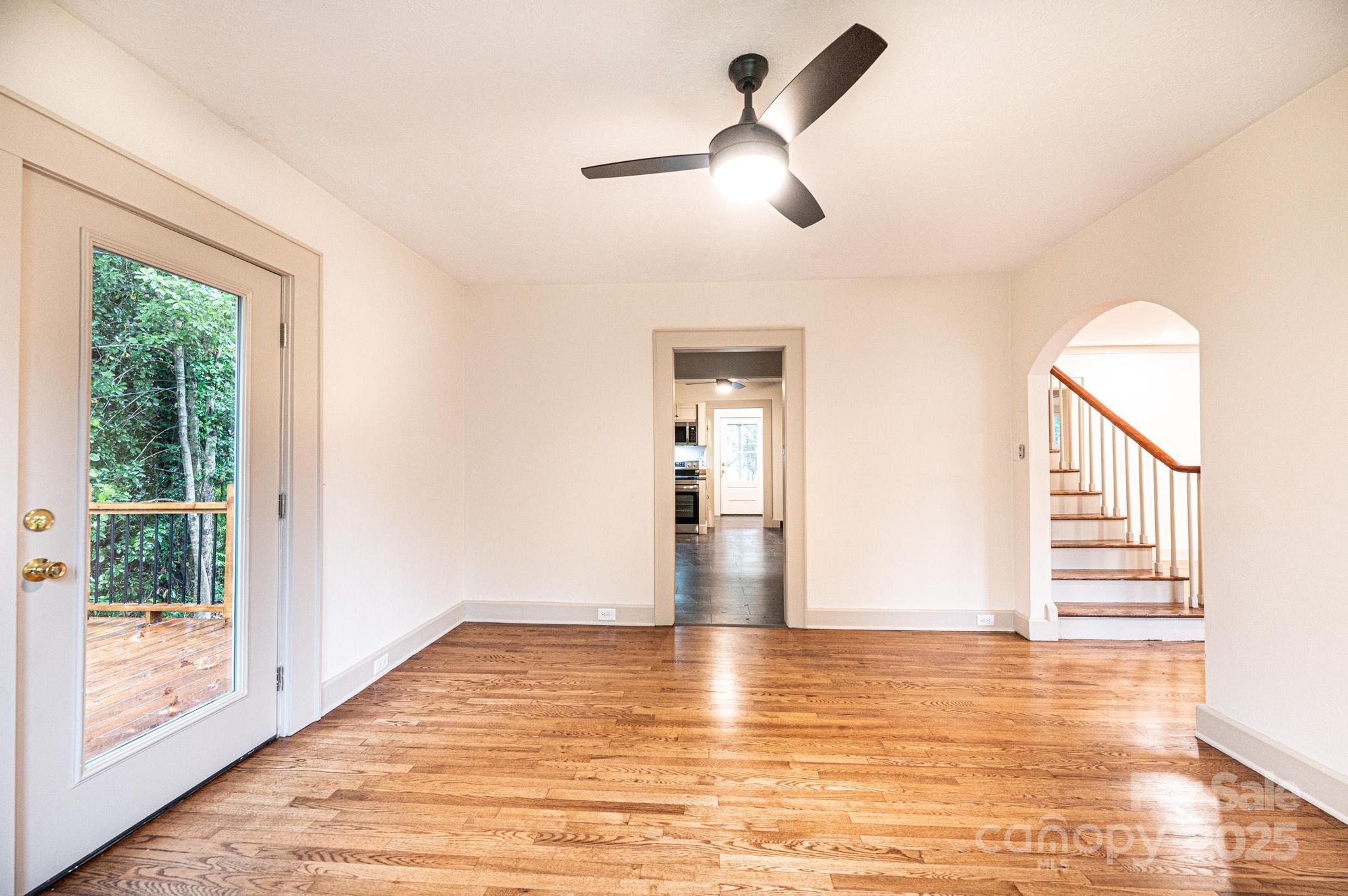 526 Kentwood Street SW — Lenoir