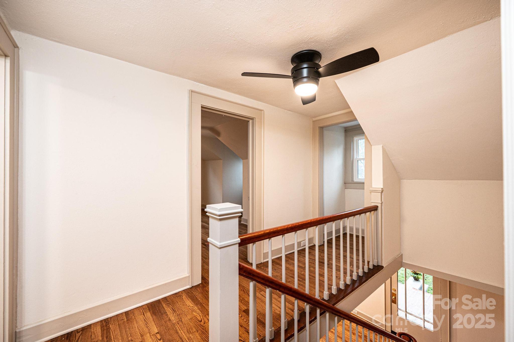 526 Kentwood Street SW — Lenoir