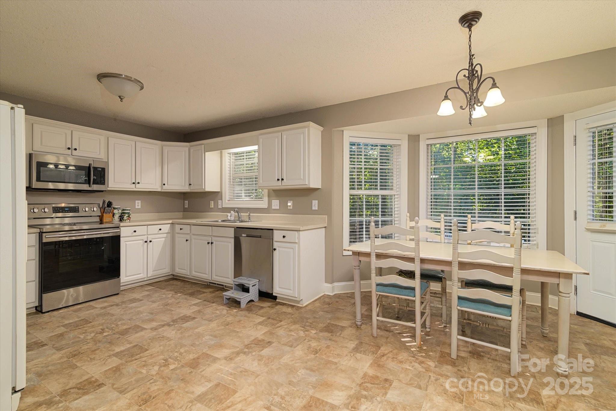 914 Ragin Lane — Rock Hill