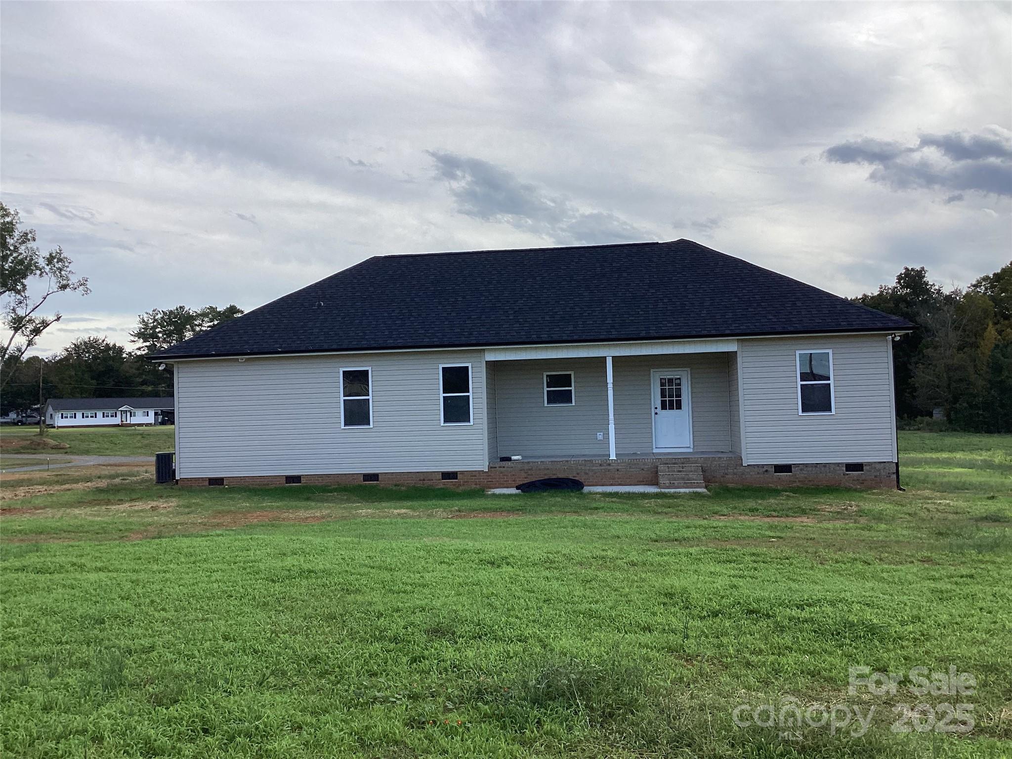 170 Smoke Lane #L3 — Salisbury