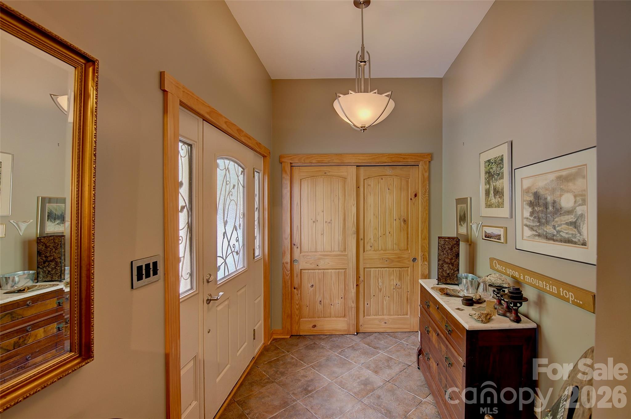 1024 Arrowhead Ridge Road — Spruce Pine