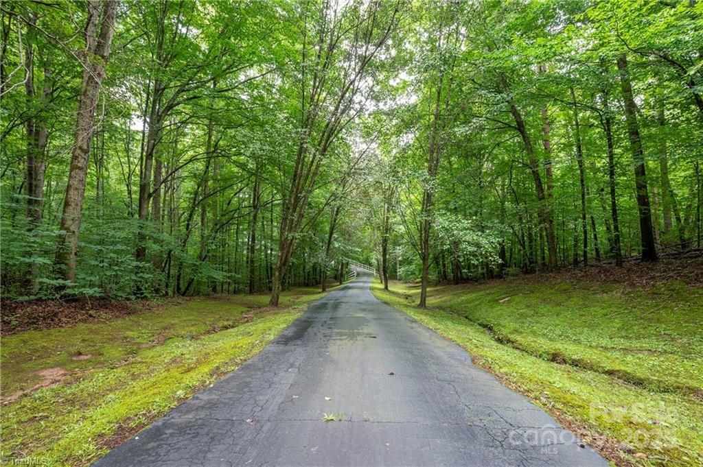 8295 Branson Road — Stokesdale