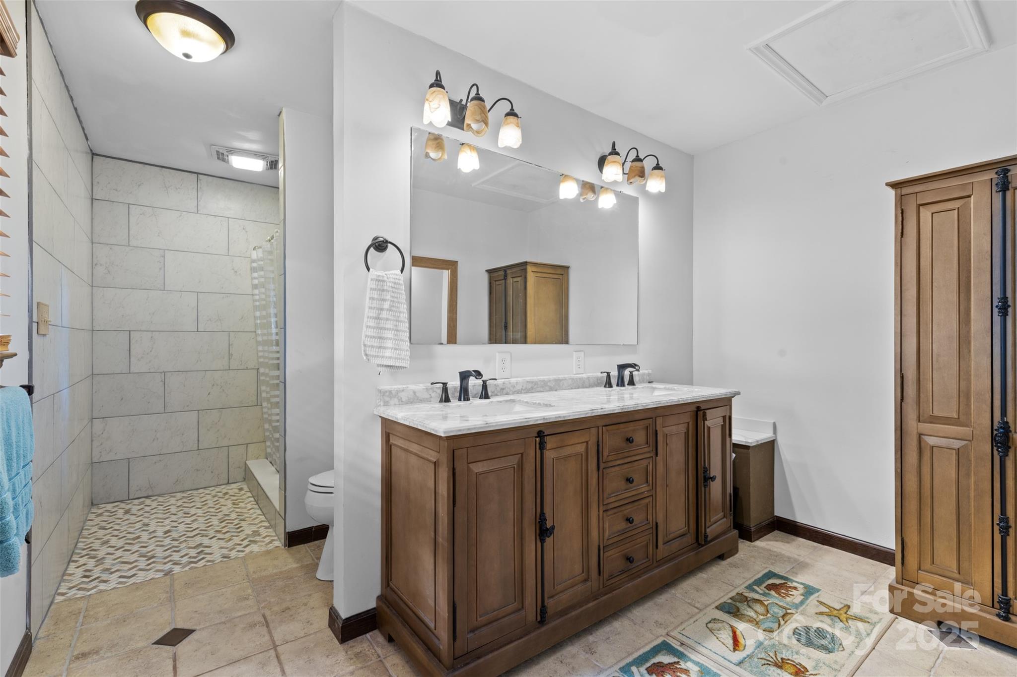 4920 Surfwood Drive — Sherrills Ford