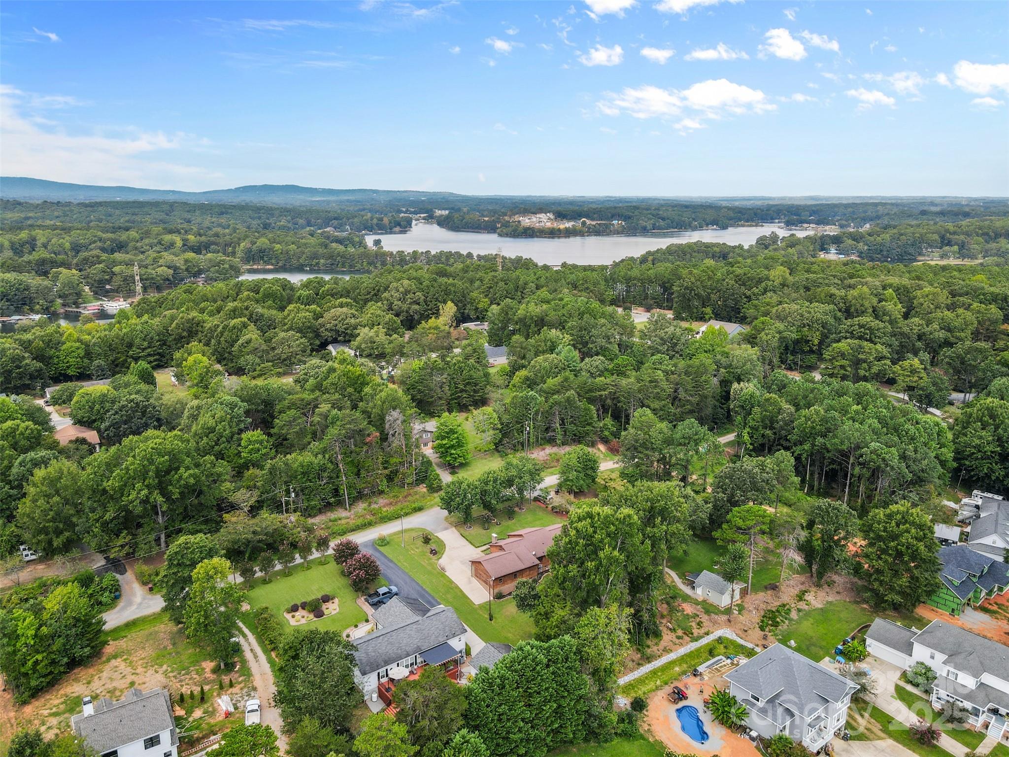 4920 Surfwood Drive — Sherrills Ford