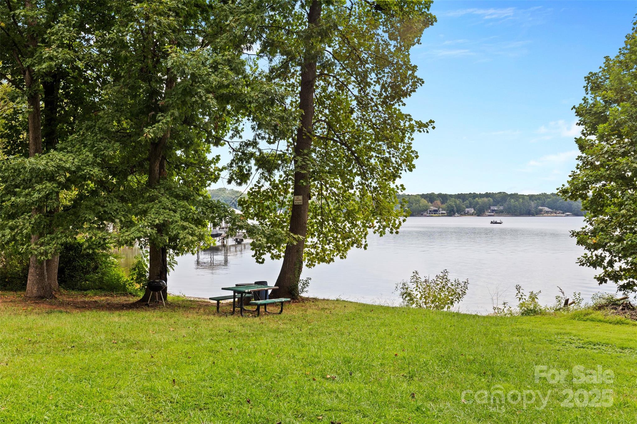 4920 Surfwood Drive — Sherrills Ford