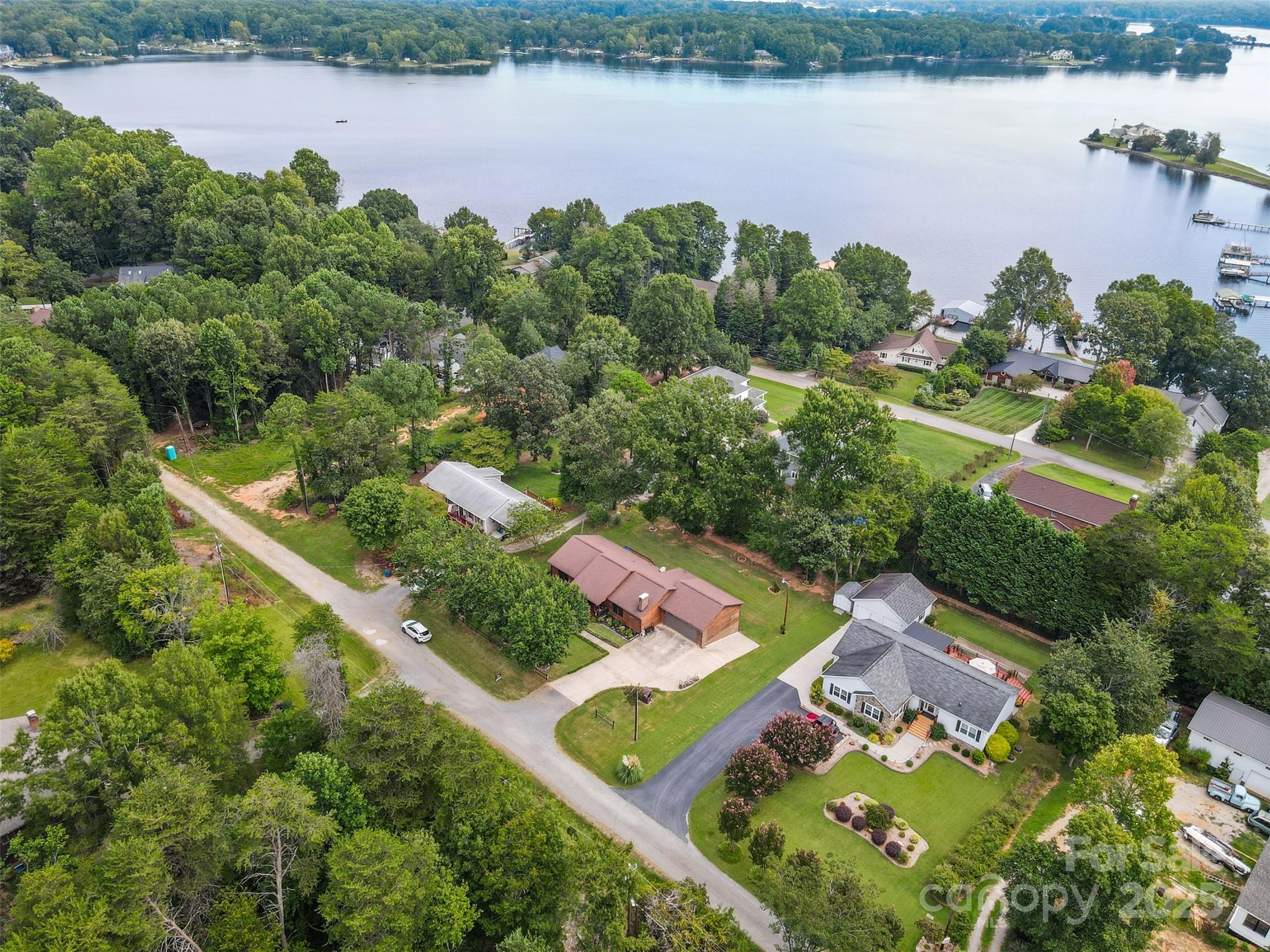 4920 Surfwood Drive — Sherrills Ford