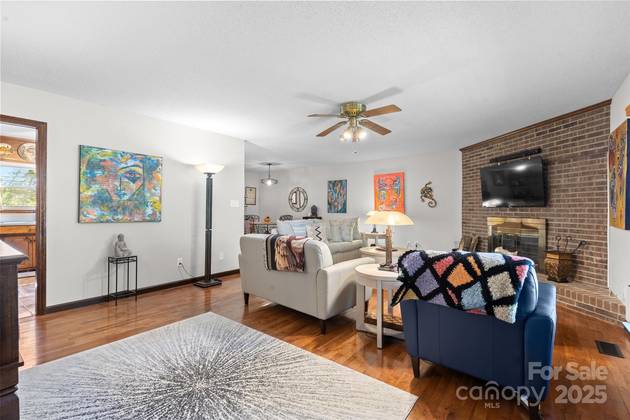 4920 Surfwood Drive — Sherrills Ford