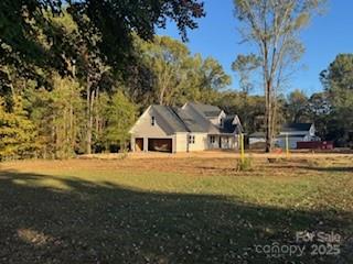 325 Bob White Run — Salisbury