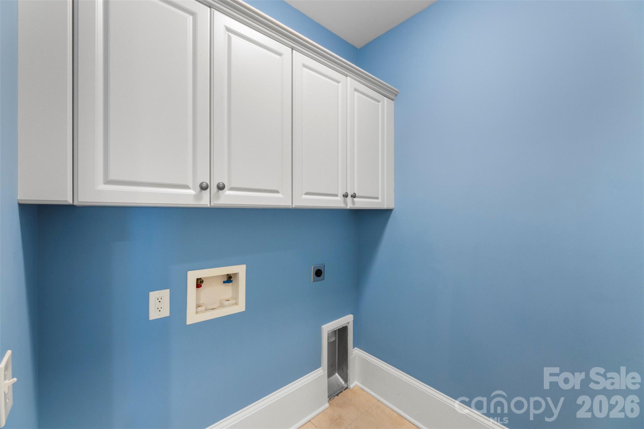 8928 Heydon Hall Circle — Charlotte