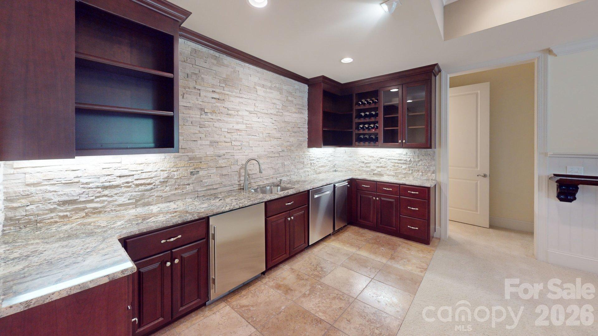 8928 Heydon Hall Circle — Charlotte
