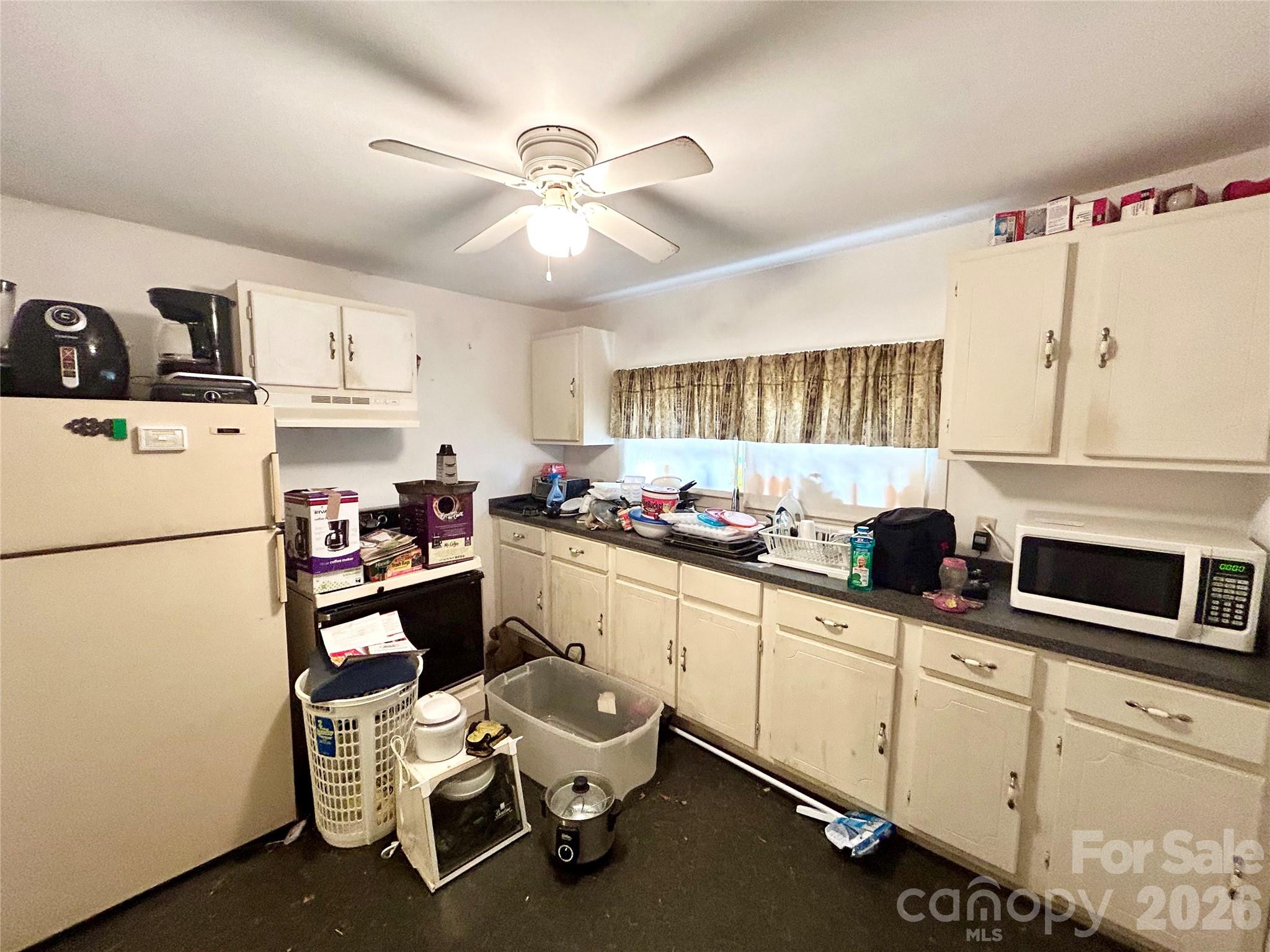 345 S Pea Ridge Road — Mooresboro