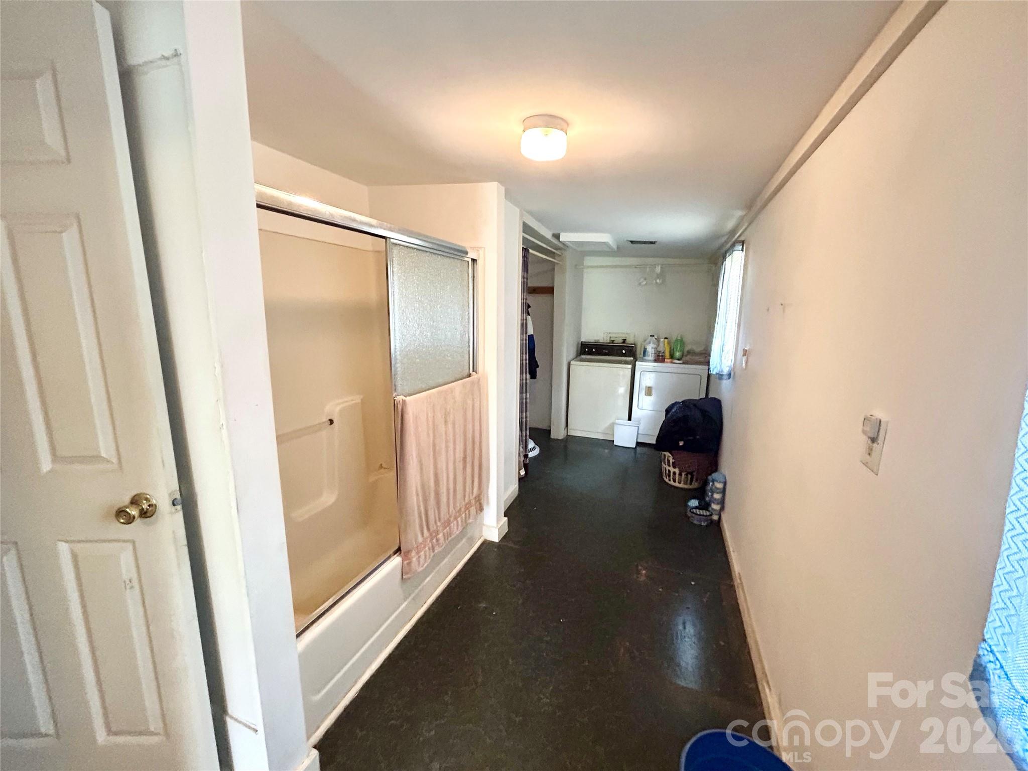 345 S Pea Ridge Road — Mooresboro