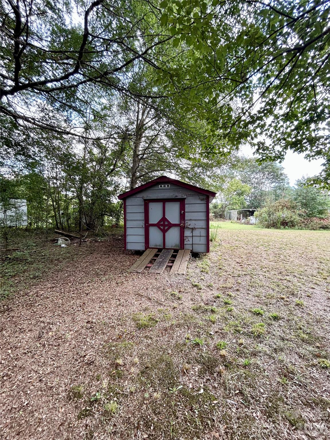 345 S Pea Ridge Road — Mooresboro