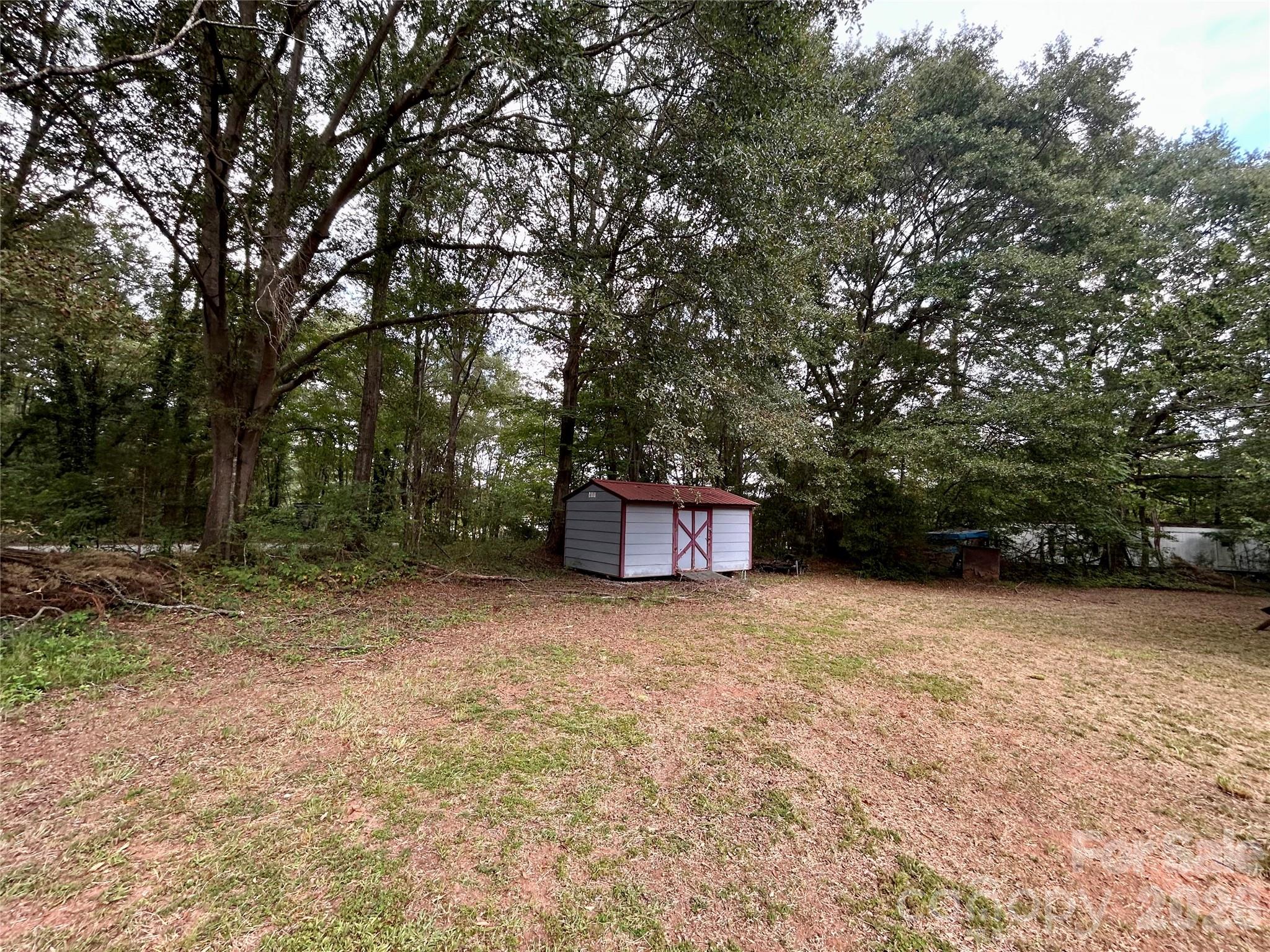 345 S Pea Ridge Road — Mooresboro