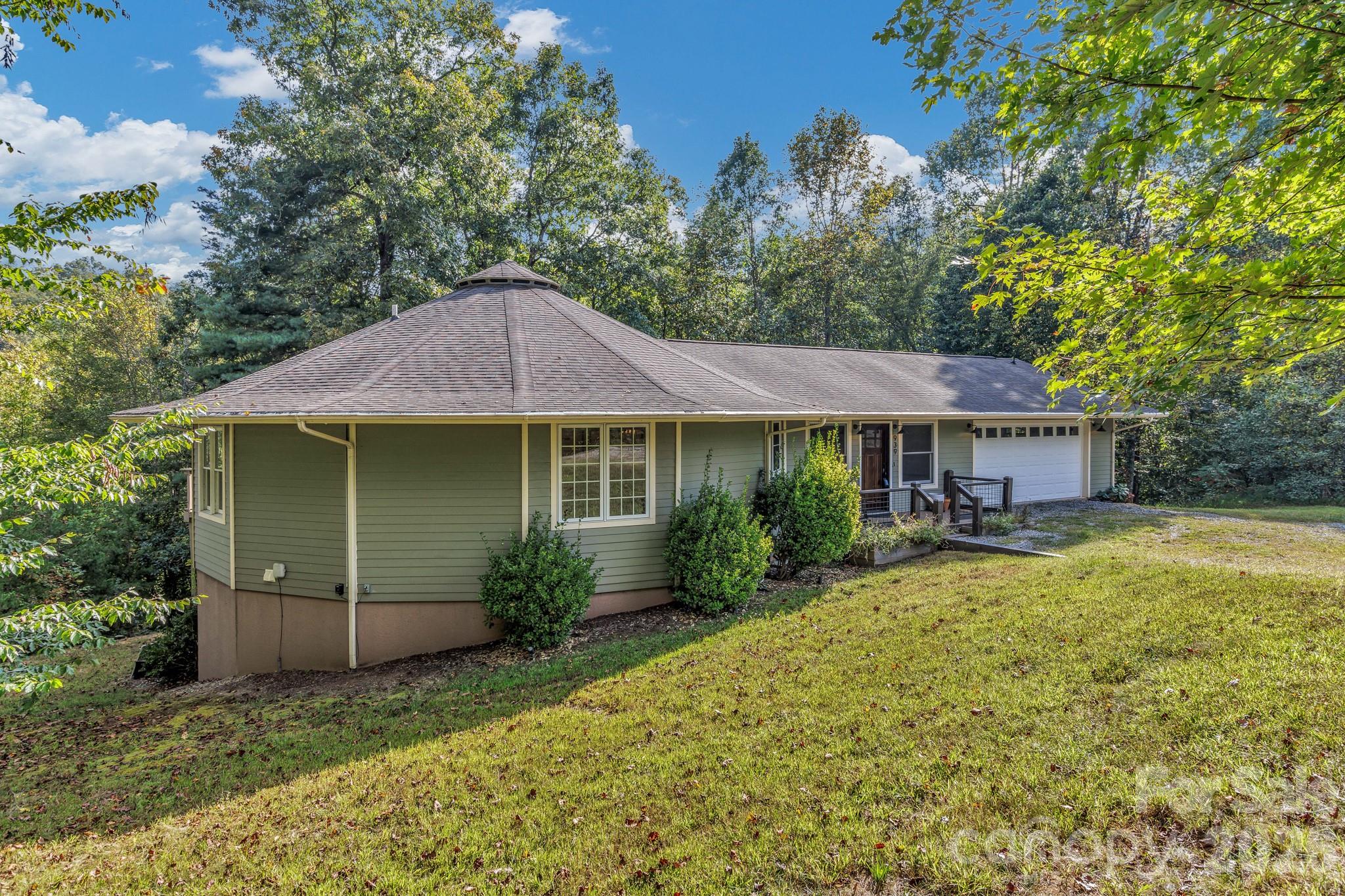 939 Morgan Hill Road — Black Mountain