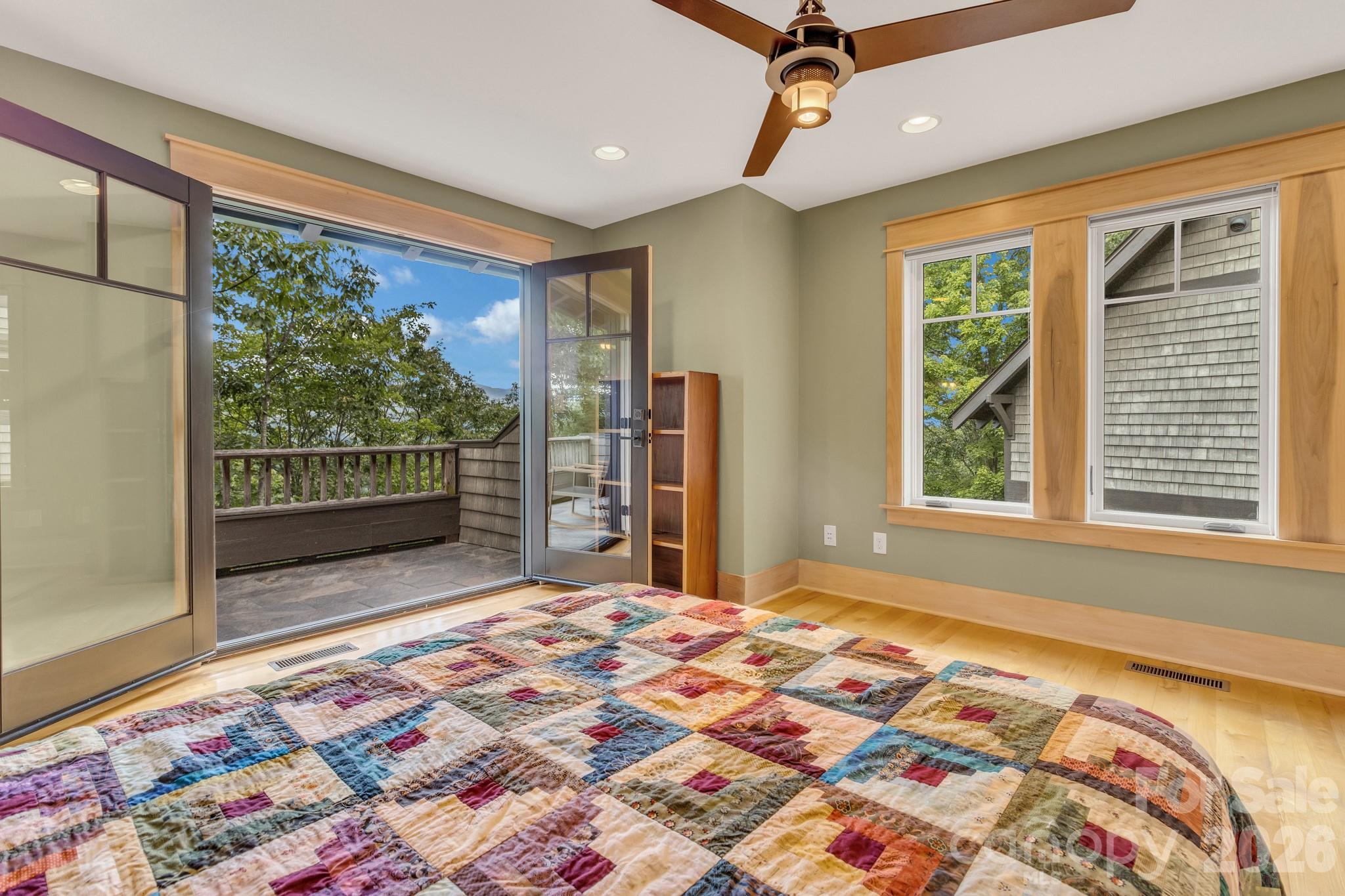 875 Creston Drive — Black Mountain