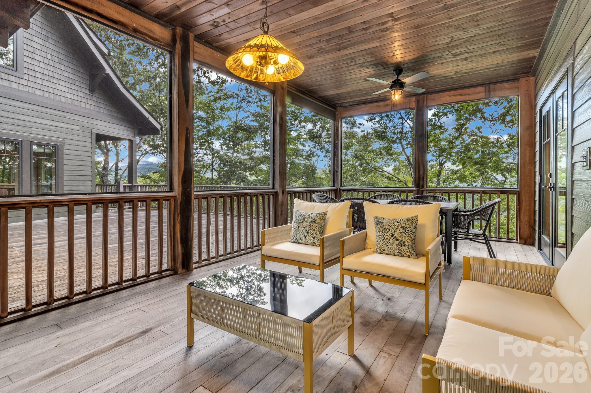 875 Creston Drive — Black Mountain