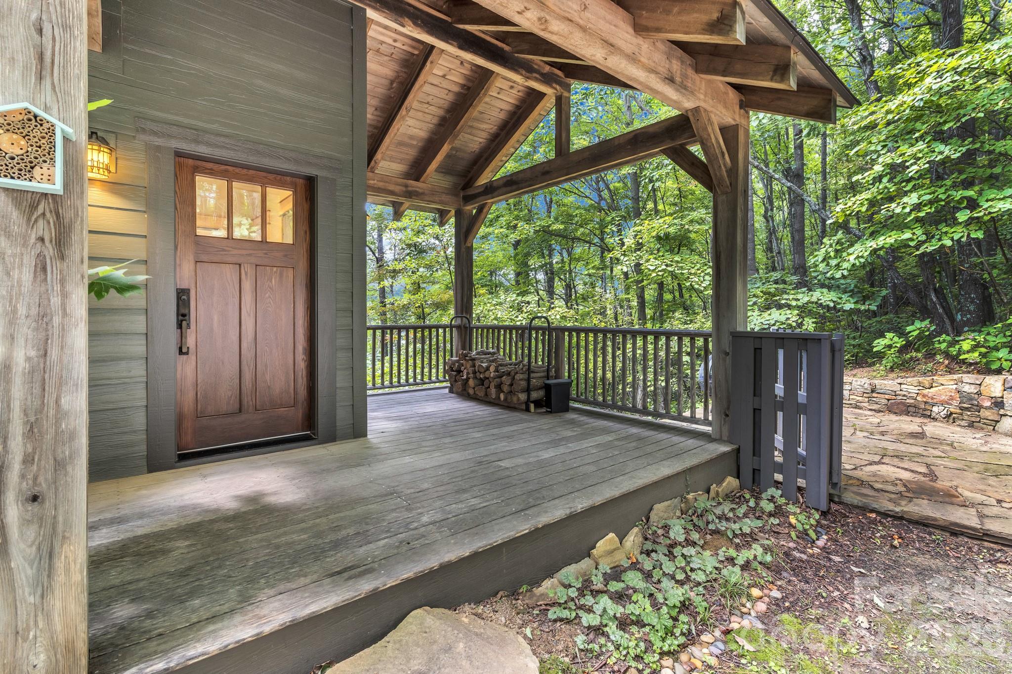 875 Creston Drive — Black Mountain