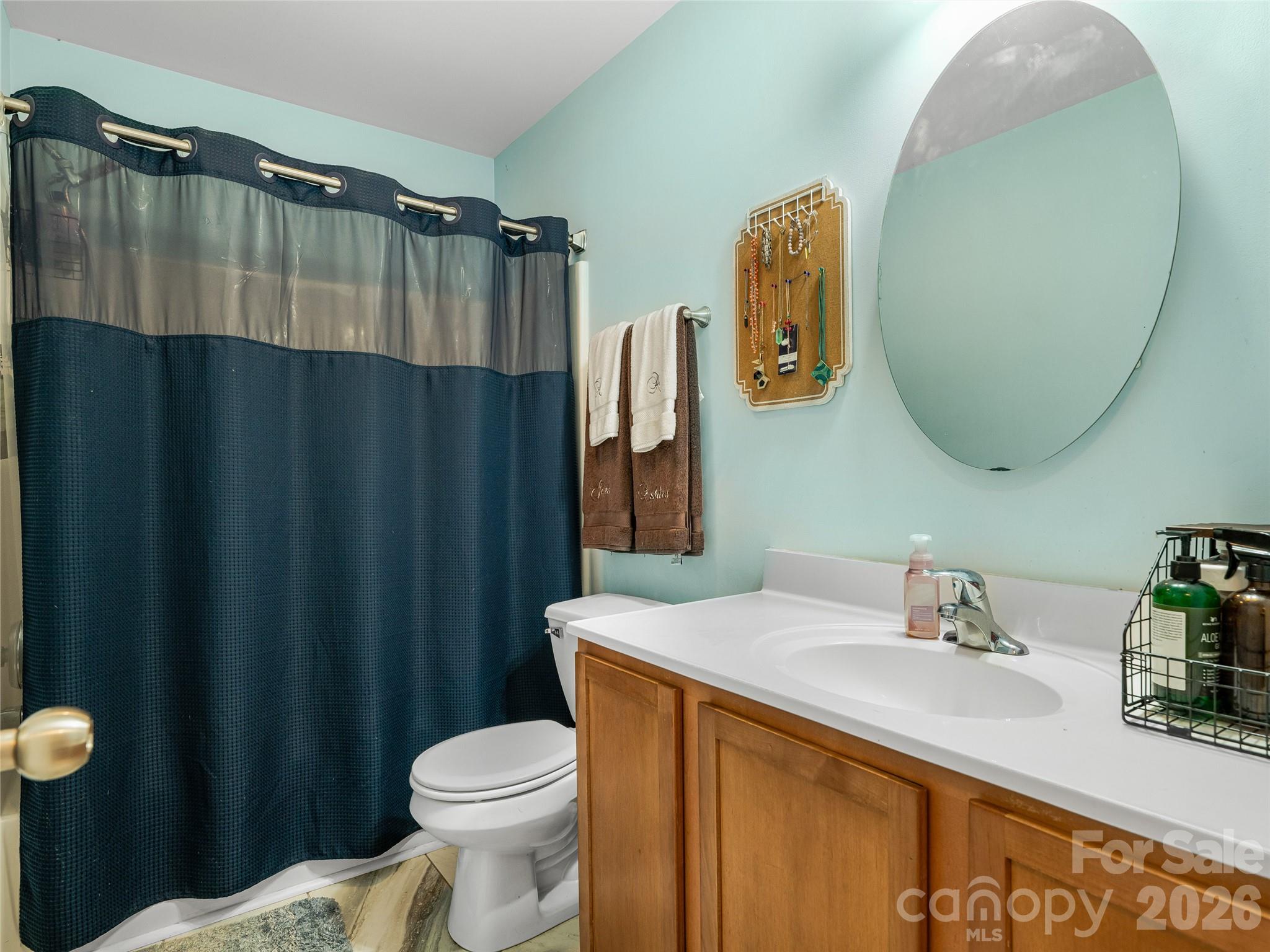 404 Villas Court — Asheville