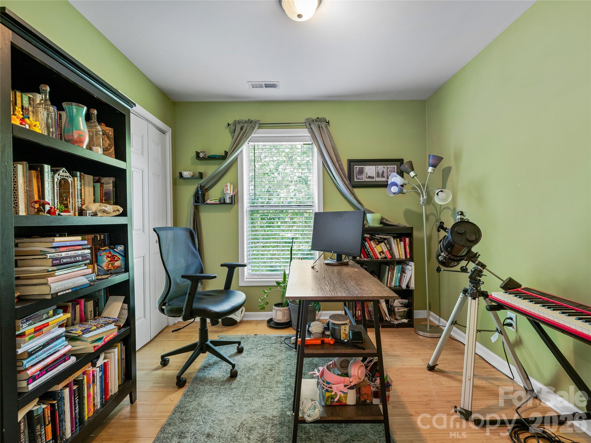 404 Villas Court — Asheville
