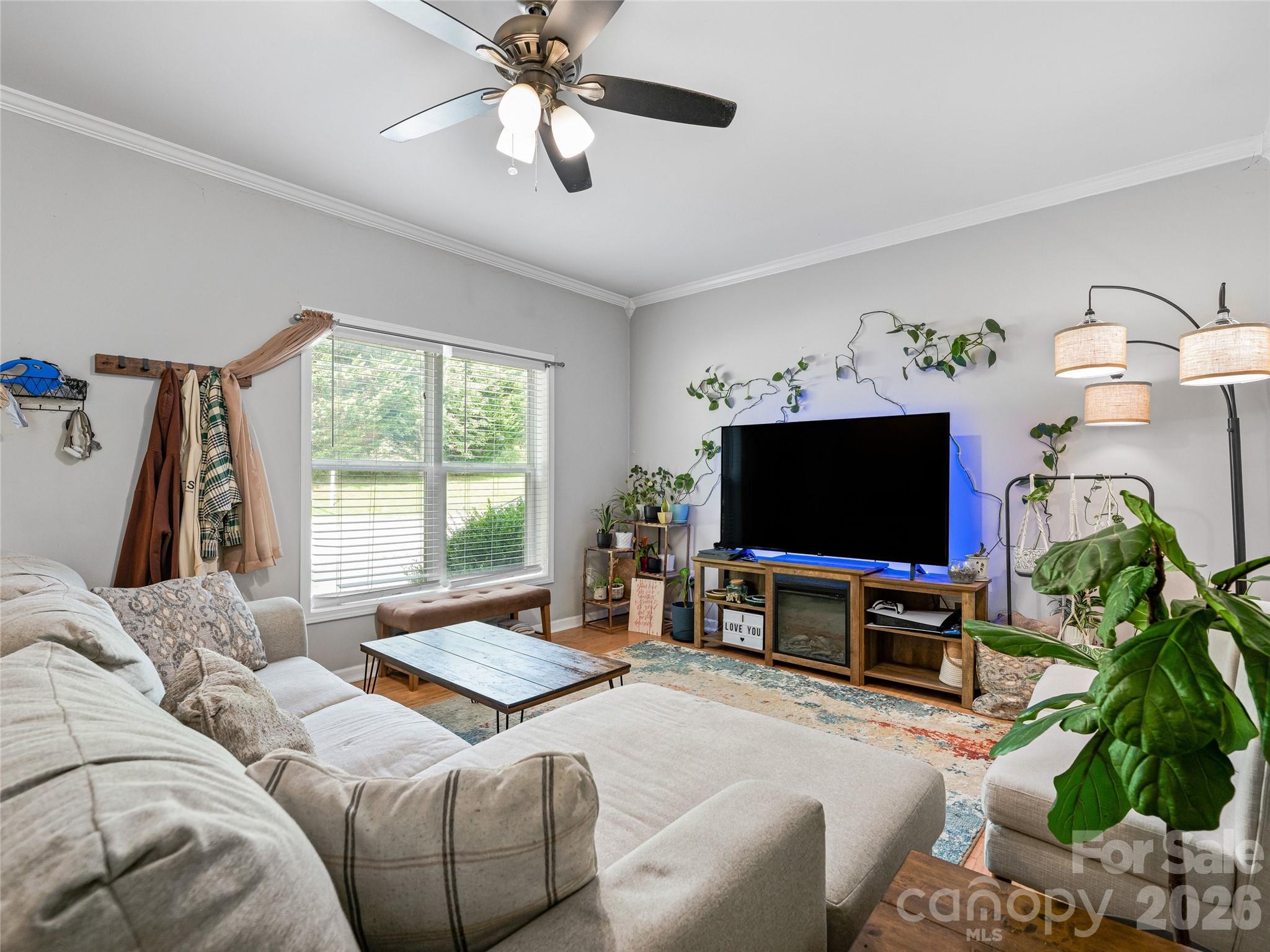 404 Villas Court — Asheville