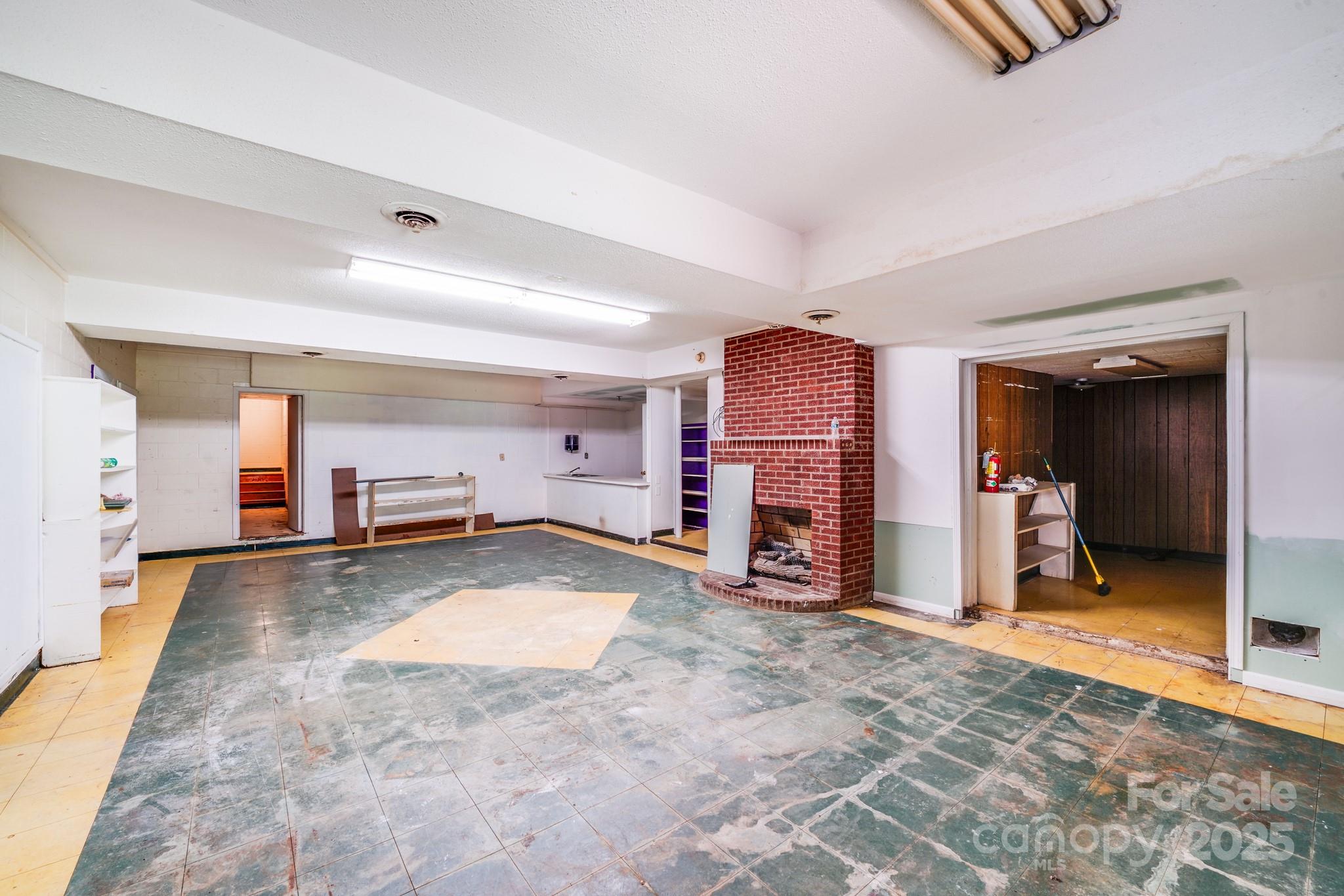 830 Cabaniss Drive — Shelby