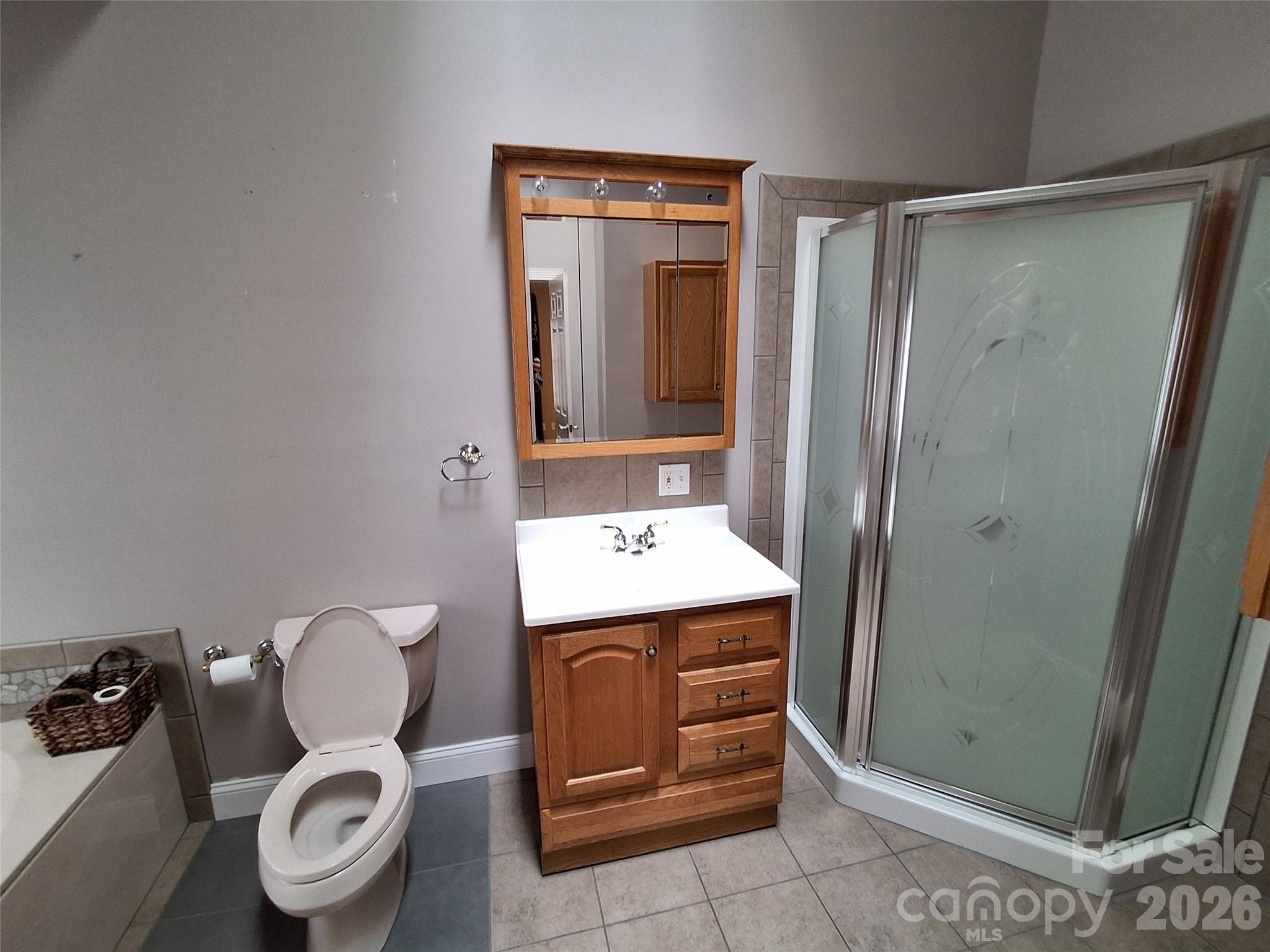 5 Kari Circle — Candler