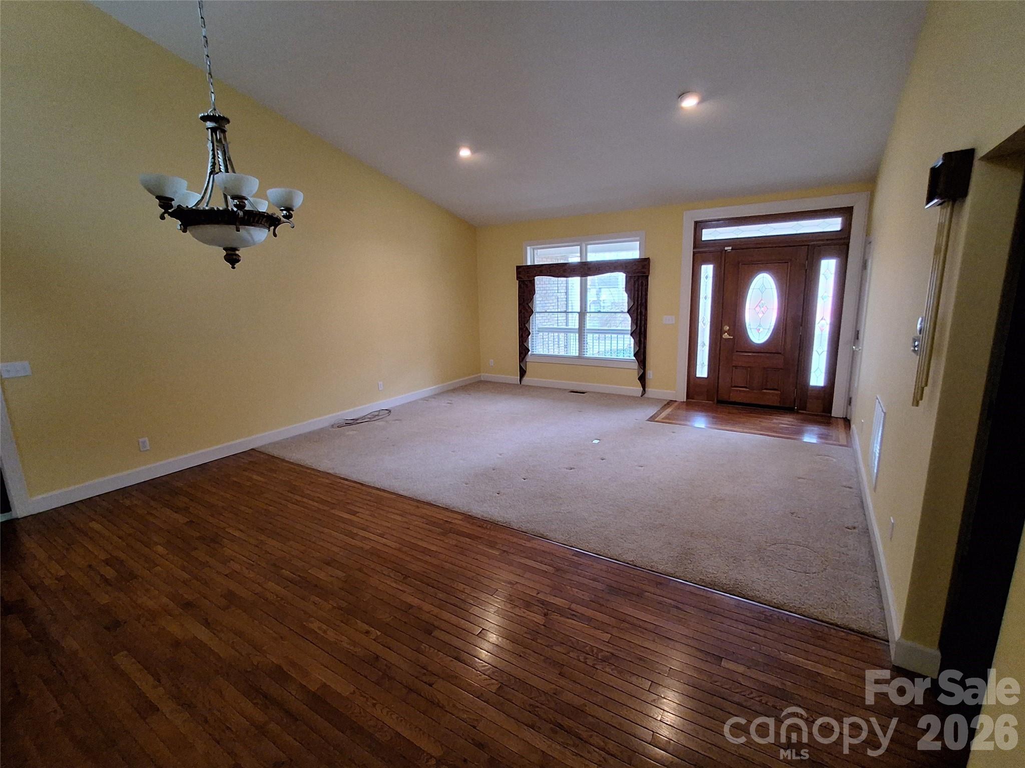 5 Kari Circle — Candler