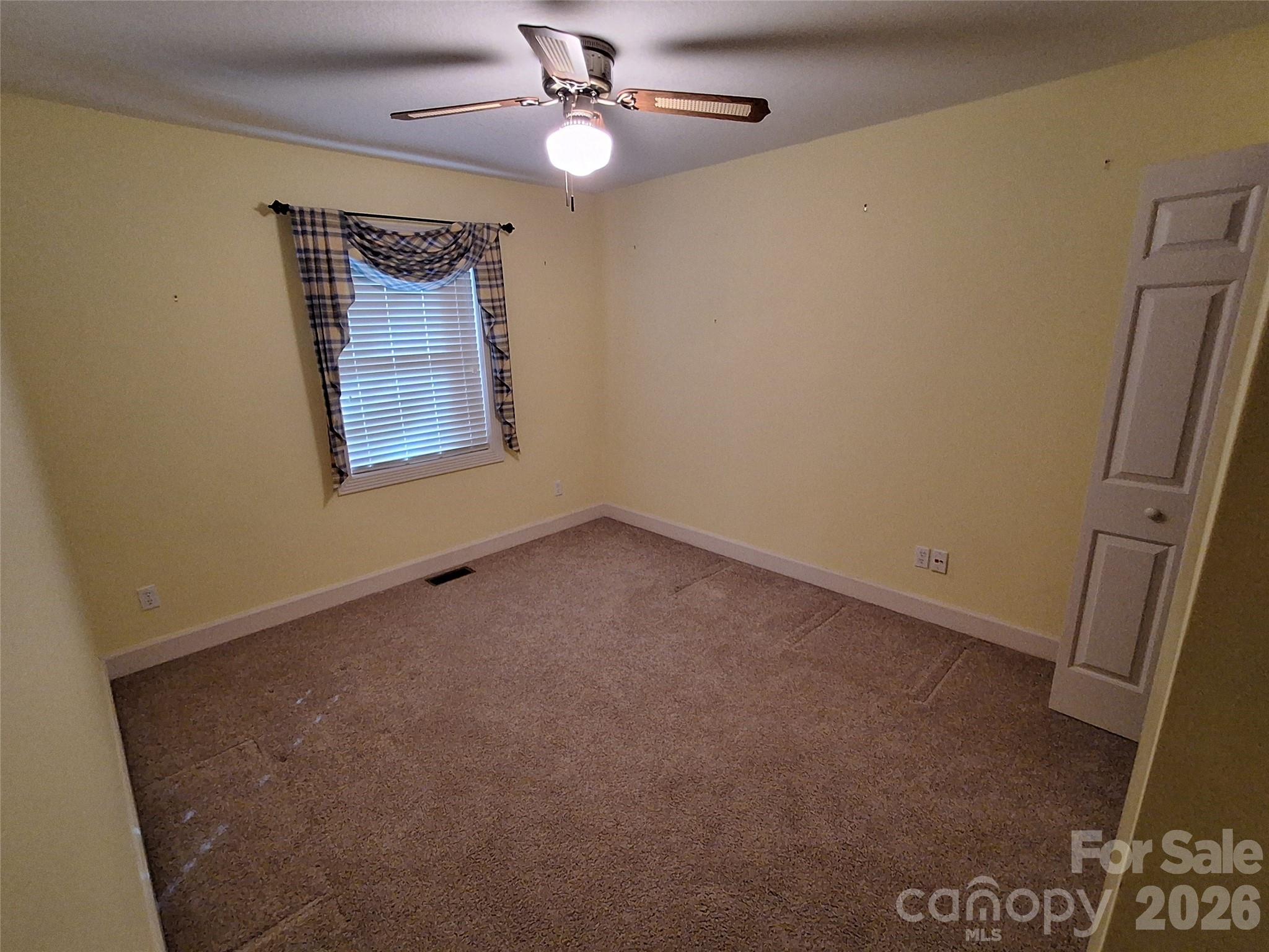 5 Kari Circle — Candler
