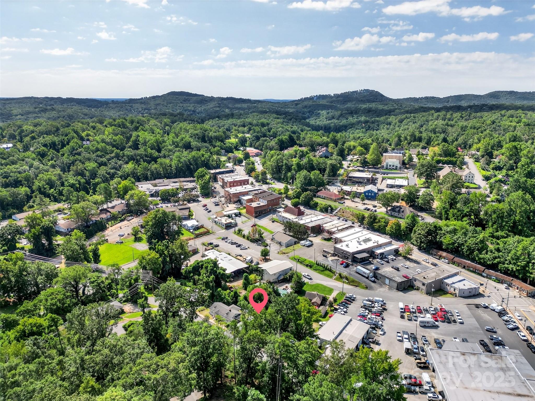 160 E Howard Street — Tryon