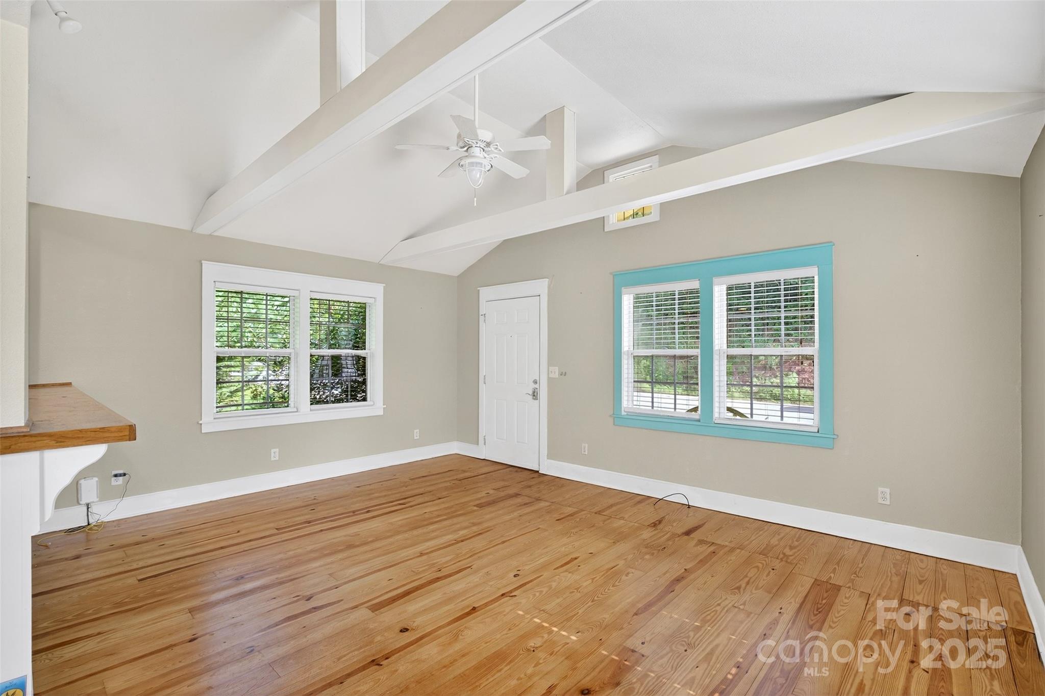 160 E Howard Street — Tryon