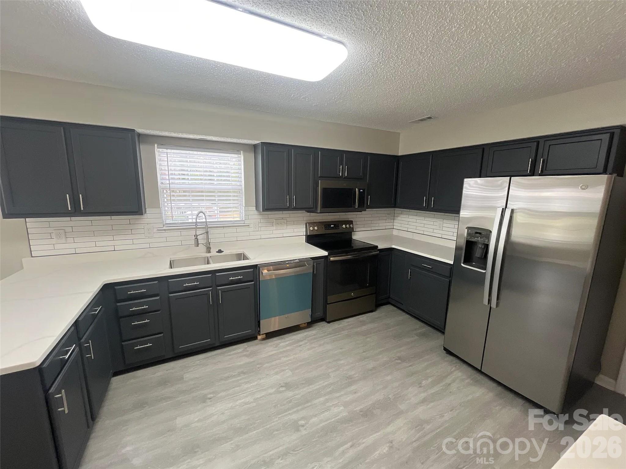 12042 Mallard Ridge Drive — Charlotte