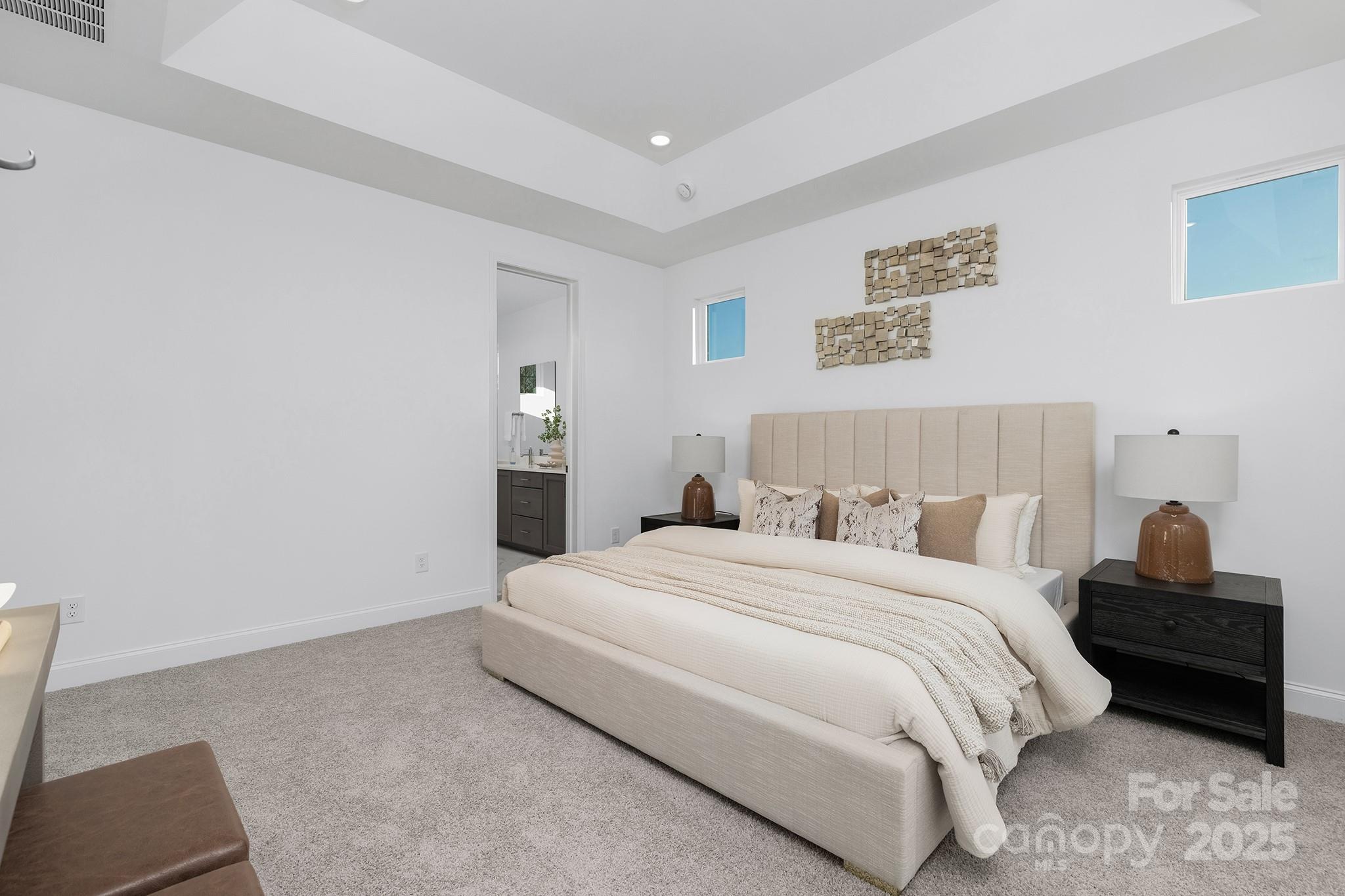 359 Linda Carol Lane — Tega Cay